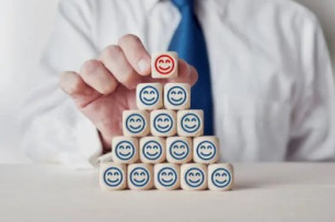 إدارة الانطباع الأول وبناء صورة مهنية إيجابية