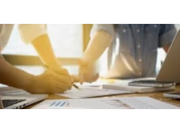 أساليب ومهارات إعداد وترسـية العطاءات والممارسات والمناقصات